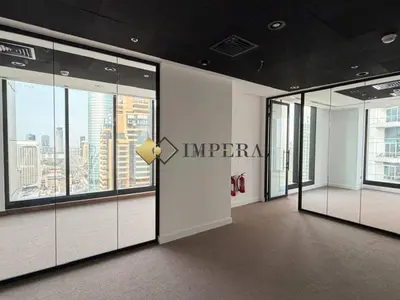 FULL FLOOR | LUXURY FITTED | PANORAMIC SEA VIEWS