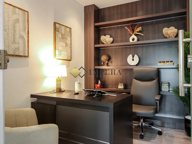 Customized Offices · Furnished · Premium